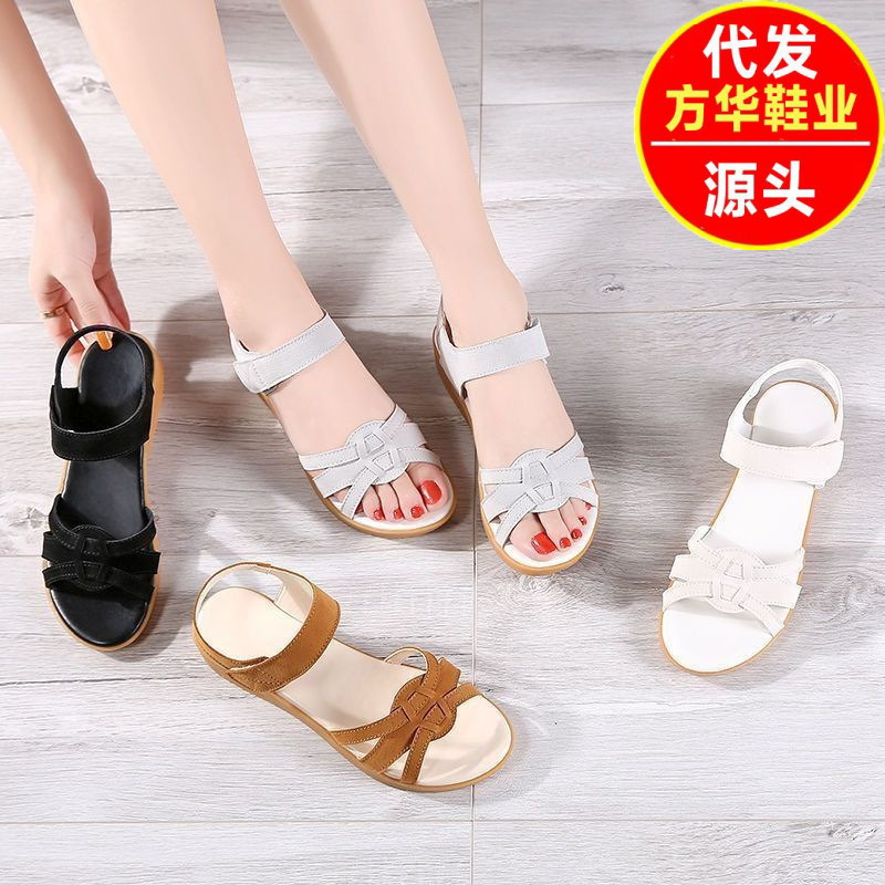 2026 verano nuevo estilo universal de zapatos casuales de mujer con suela suave, sandalias antideslizantes para mujeres, sandalias de cuero suave para mamá
