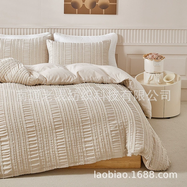 Cut-out pleated yarn-khaki