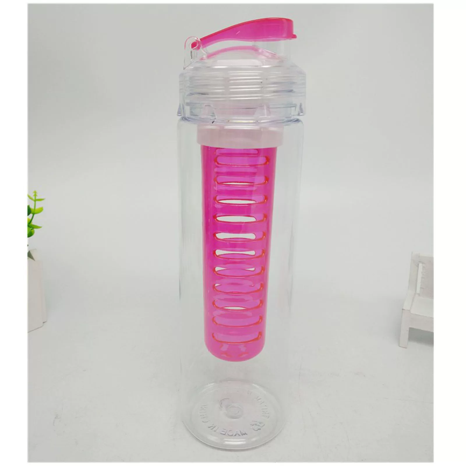 в наличии! Фруктовая космическая чашка, многофункциональная фруктовая чашка с чашкой для фруктовой воды и чайником посередине.