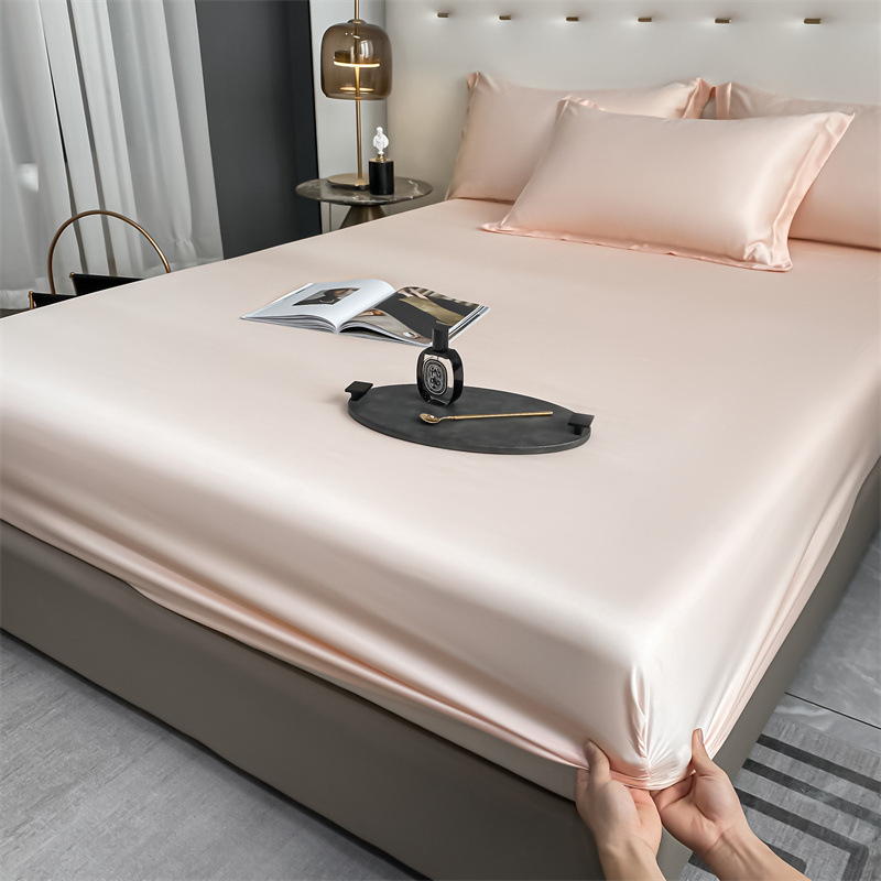 Cool Sensación de la cama de seda de hielo de una sola pieza para dormir desnudo de verano Cubierta de colchón de tres piezas Cubierta de la cama con todo incluido