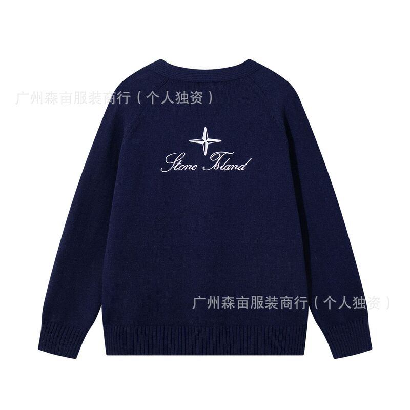Cross-Border Stone Holiday Limited Edition Stone Series V-Neck Buttoned Double-Pocket Ribbed Hem Cotton Embroidered Knit Sweater Cross-Border Stone Holiday Limited Edition Stone Series V-Neck Buttoned Double-Pocket Ribbed Hem Cotton Embroidered Knit Sweater