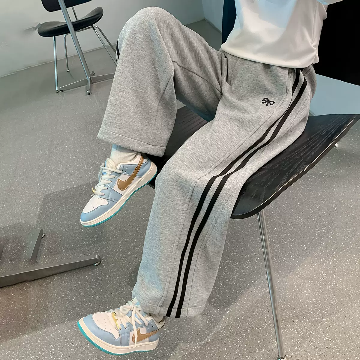 女童裤子春秋款2025新款秋装儿童运动休闲裤洋气女孩秋季阔腿裤潮