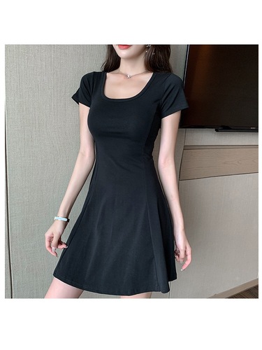 Fashion Youthful Slimming Dress 2025 New Summer Trendy and Elegant Skirt Short Length Small Figure Fitted Skirt