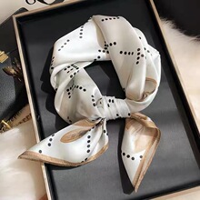 新款真丝丝巾女温柔古典装饰桑蚕丝方巾气质领巾百搭披肩伴手礼