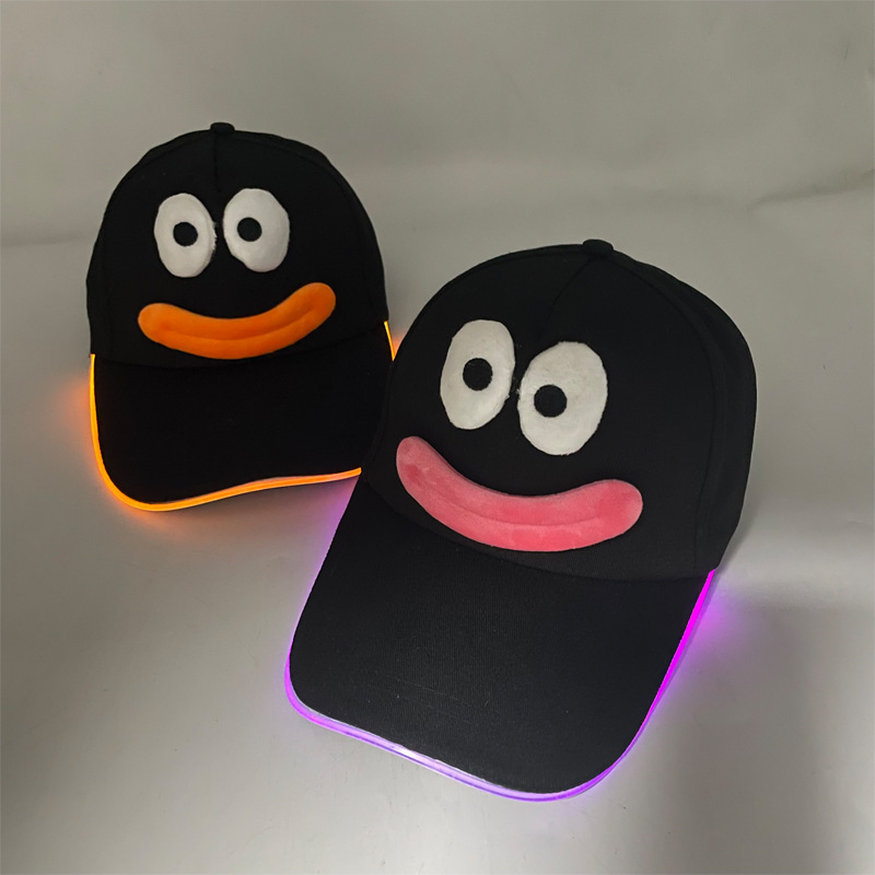 Big Eyes Sausage Mouth Illuminating Béisbol Sombrero lindo dibujo animado espectáculo de eventos al aire libre escenario LED iluminado gorra de lengua de pato