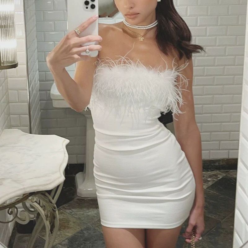 2023 Популярная женская одежда для европейской и американской внешней торговли, сексуальное плюшевое платье с открытыми плечами, модная полая юбка на бедрах для женщин