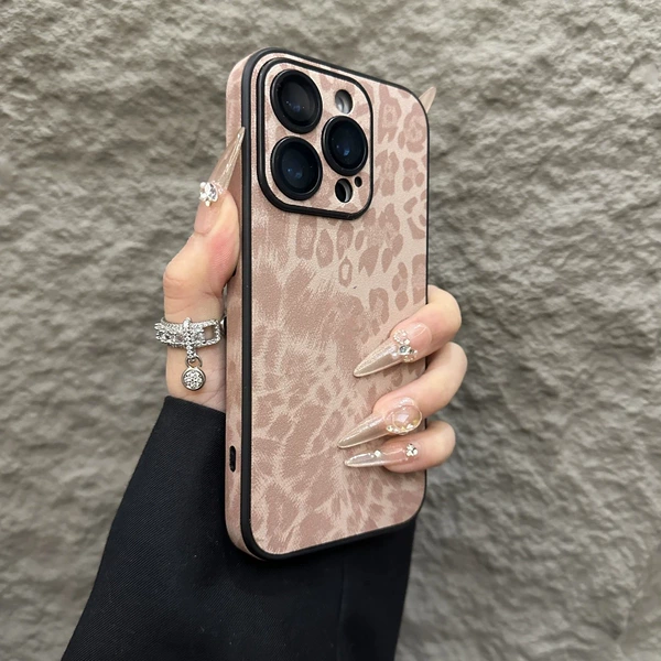 Milky coffee color