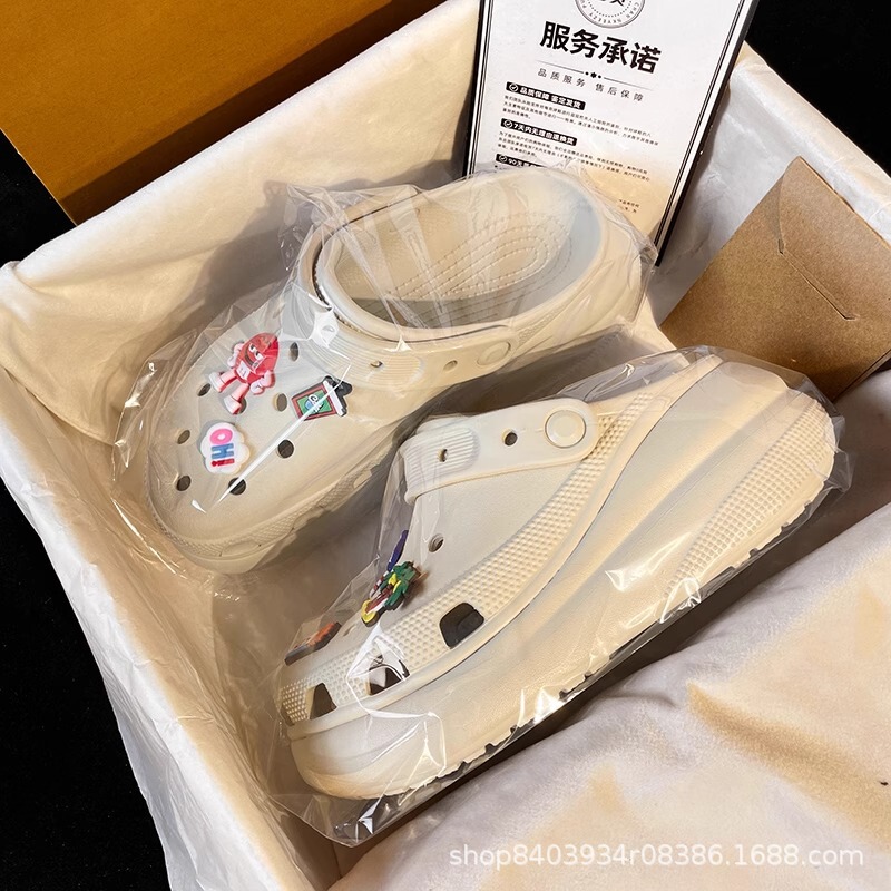 [Factory Direct Sales] Puff Croc Shoes Summer Men's and Women's Outerwear Thick-Soled Anti-Slip Sandals Outdoor Beach Baotou