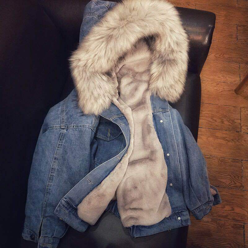 Giacca di jeans da donna con collo in peluche corta invernale_voghion.com