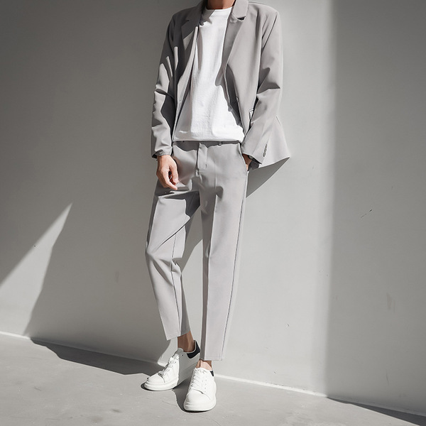 Casual men's autumn suit