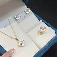 S925 Серебряная игла инкрустирована натуральной оболочкой из четырех листовых цветов жемчужные серьги-гвозди женский 2025 новый темперамент минималистский сетчатый красный набор