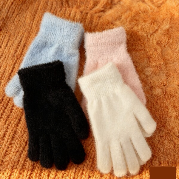Winter gloves
