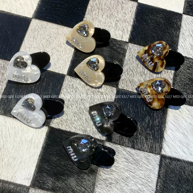 日韩爆款水钻MIU字母爱心醋酸鸭嘴夹发夹 甜酷辣妹侧边刘海夹发饰