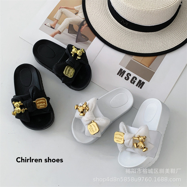 non-slip children's sandals with butterfly
