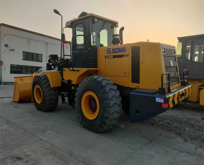 Costa de Marfil exportada XCMG 50GN 500KV excavadora de segunda mano con buen rendimiento y garantía de calidad