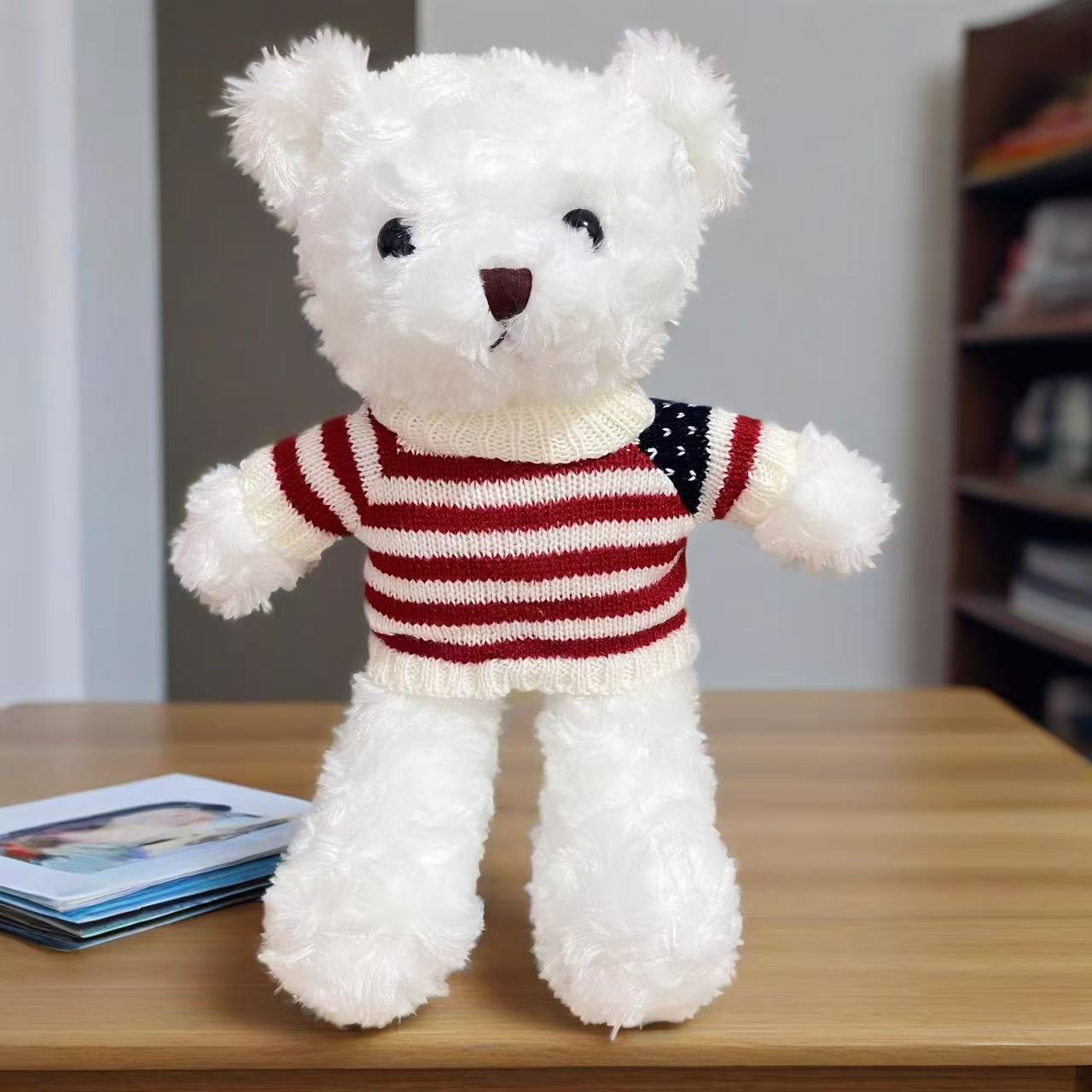 Flag sweater white bear