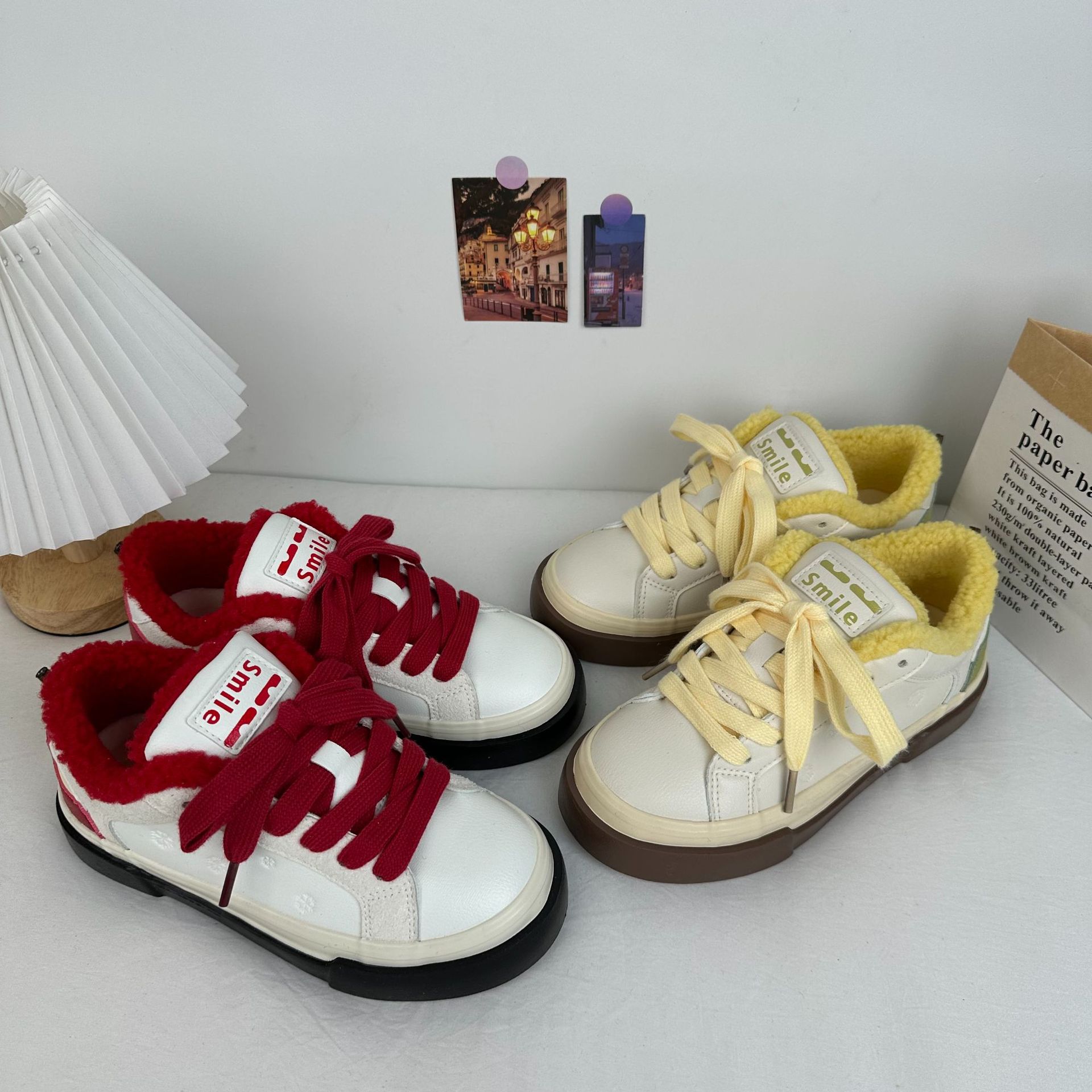 Yuanbo2025 invierno nuevo tipo de zapatos de lana para mujeres zapatos de lona calientes coreanos zapatos de algodón universal