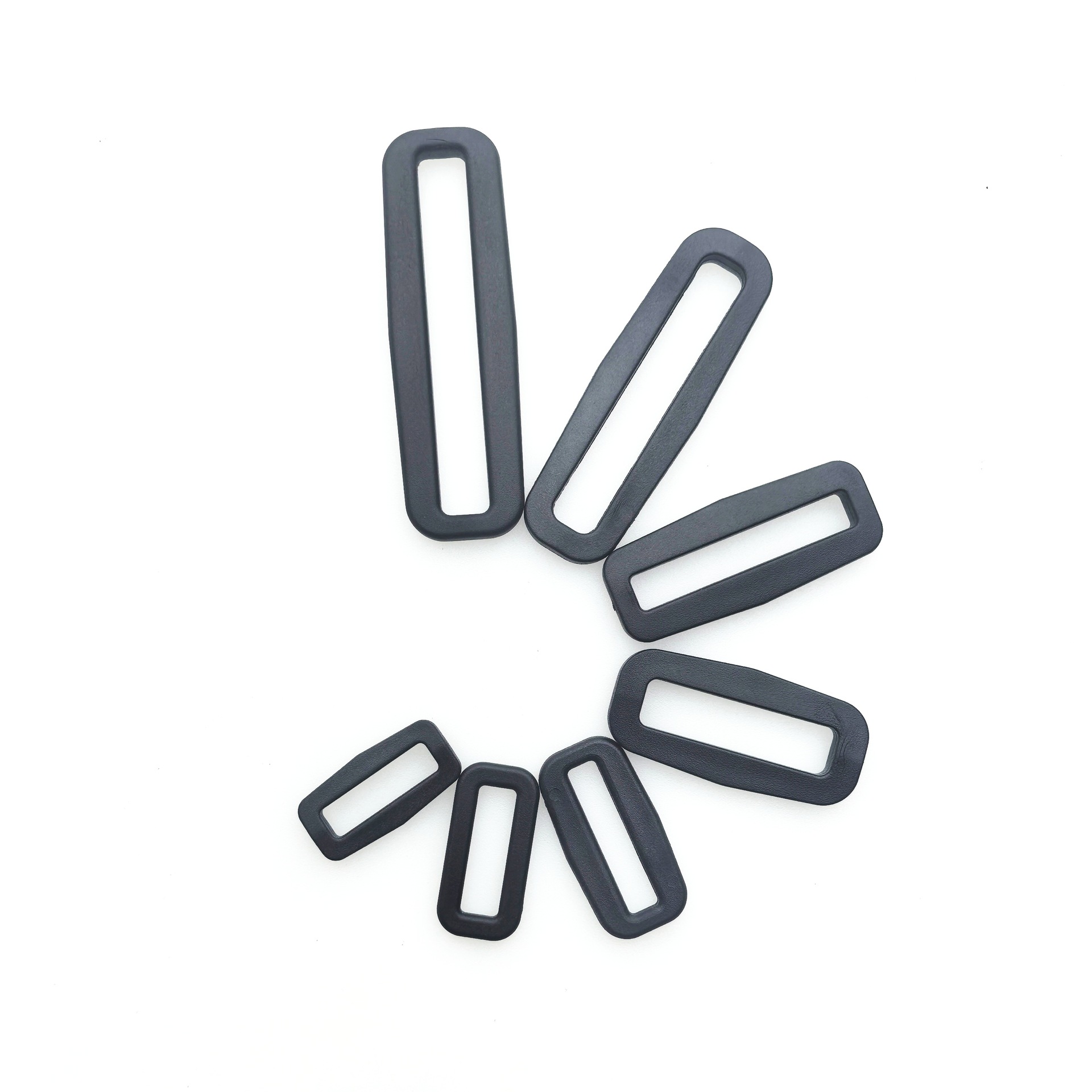 Accesorios de maletas negras adecuados para una variedad de hebilla cuadrada de correa, hebilla de plástico de múltiples tamaños, accesorios simples de correa image 4