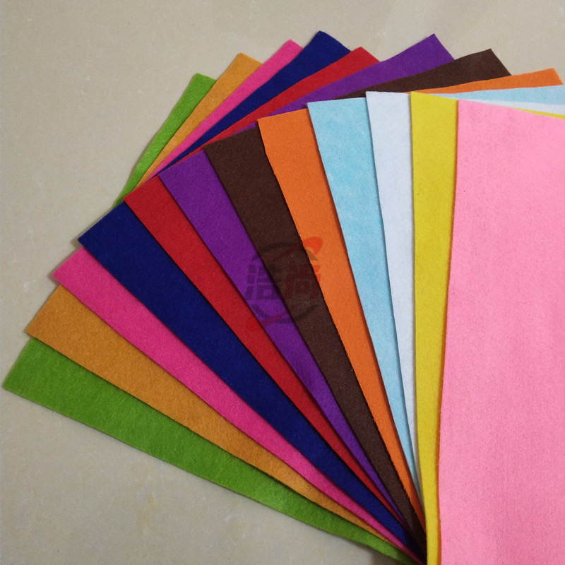 不织布1 2 3 毫米厚毛毡垫片服装内衬烫平PET聚酯条纶针刺棉