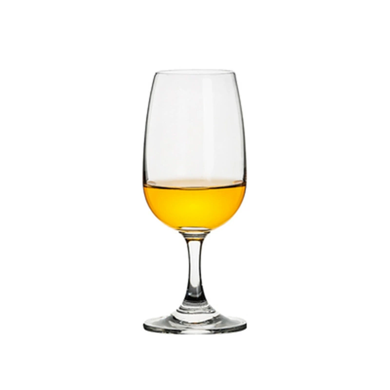 Crystal wineglass, rice wine