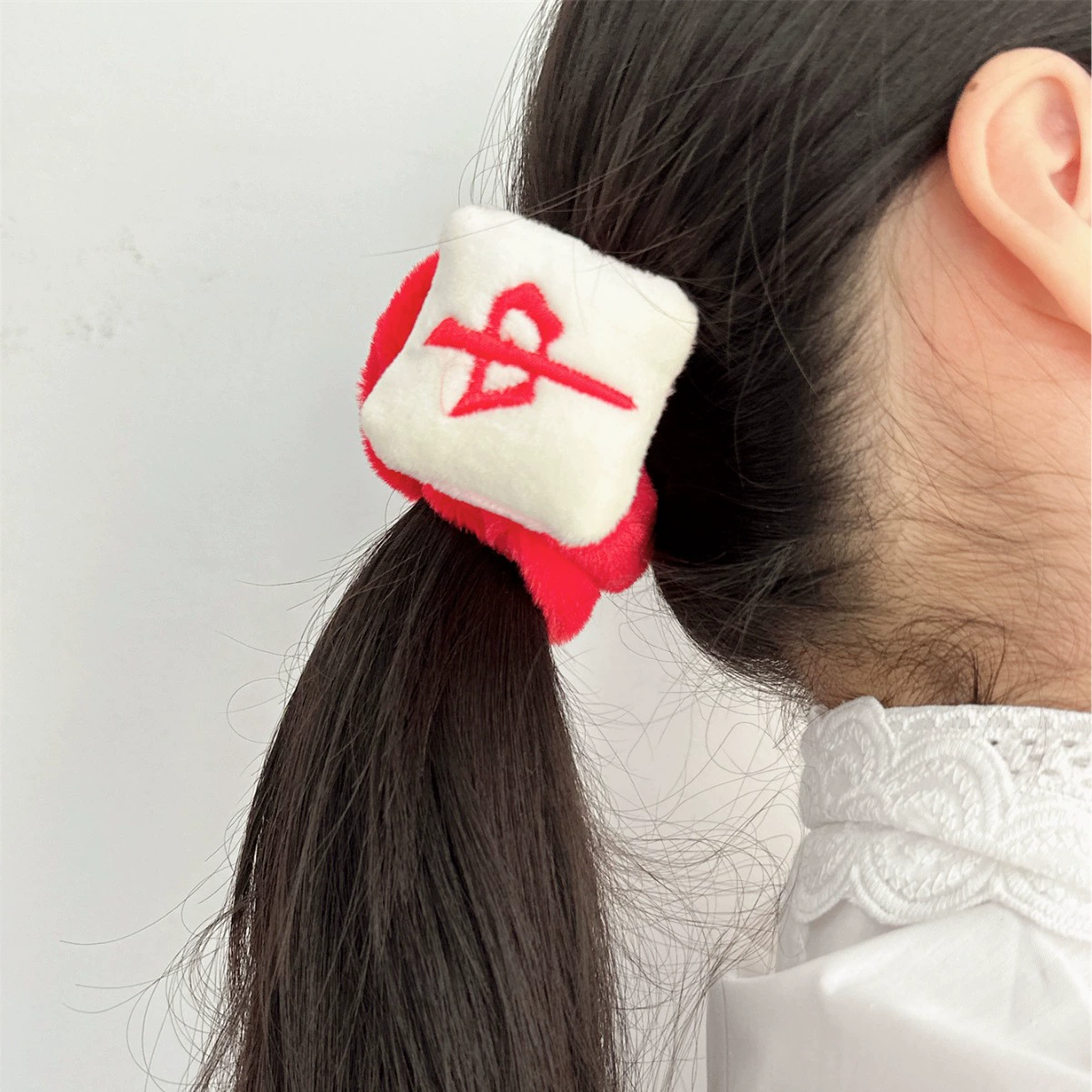Новый год 2025 кольцо для волос Красный и Богатый лев Hair Riding Cartoon Large Intestine Hair Circle Cute Girl Hair Accessories Large BB Clip