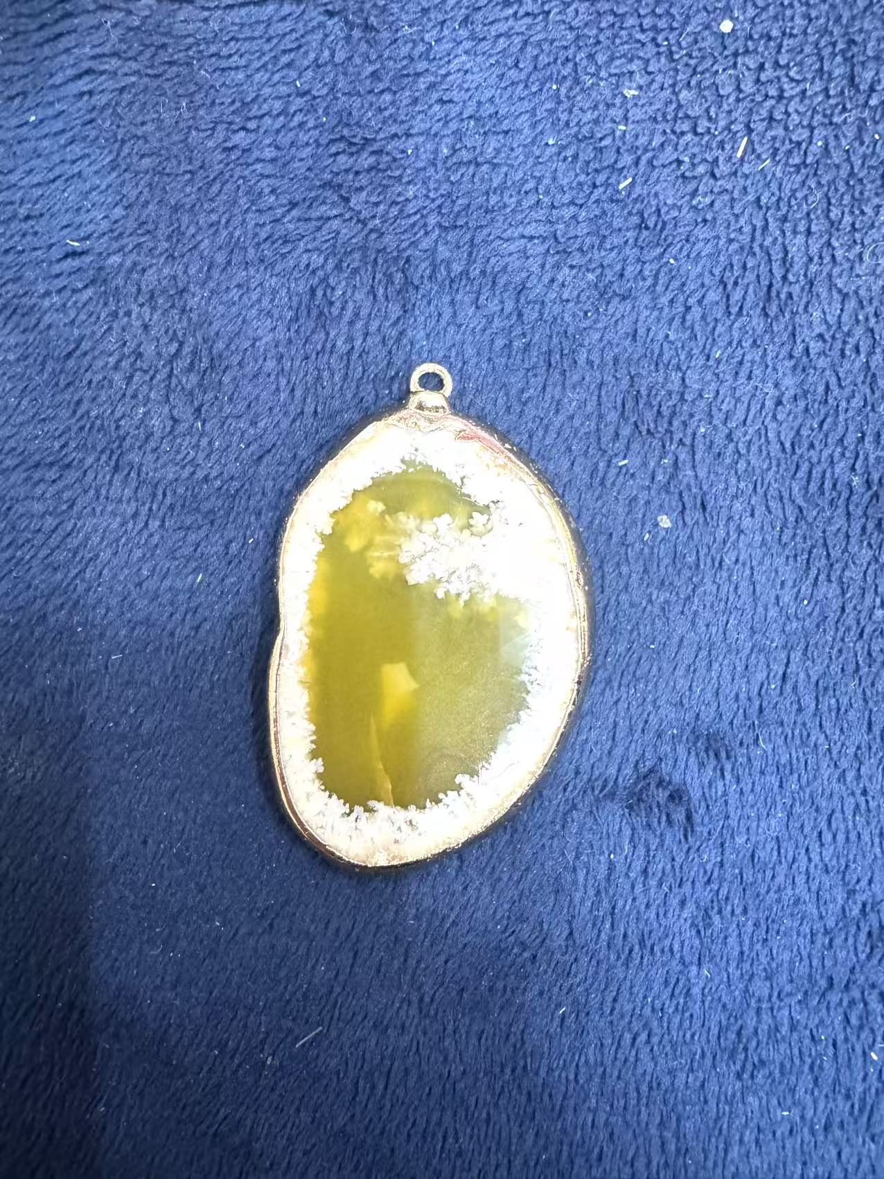 Lemon yellow