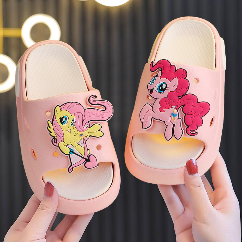 Pony Baoli verano nuevo estilo EVA para padres e hijos arrastre casa al aire libre lindo baño de dibujos animados baño sandalias y zapatillas antideslizantes