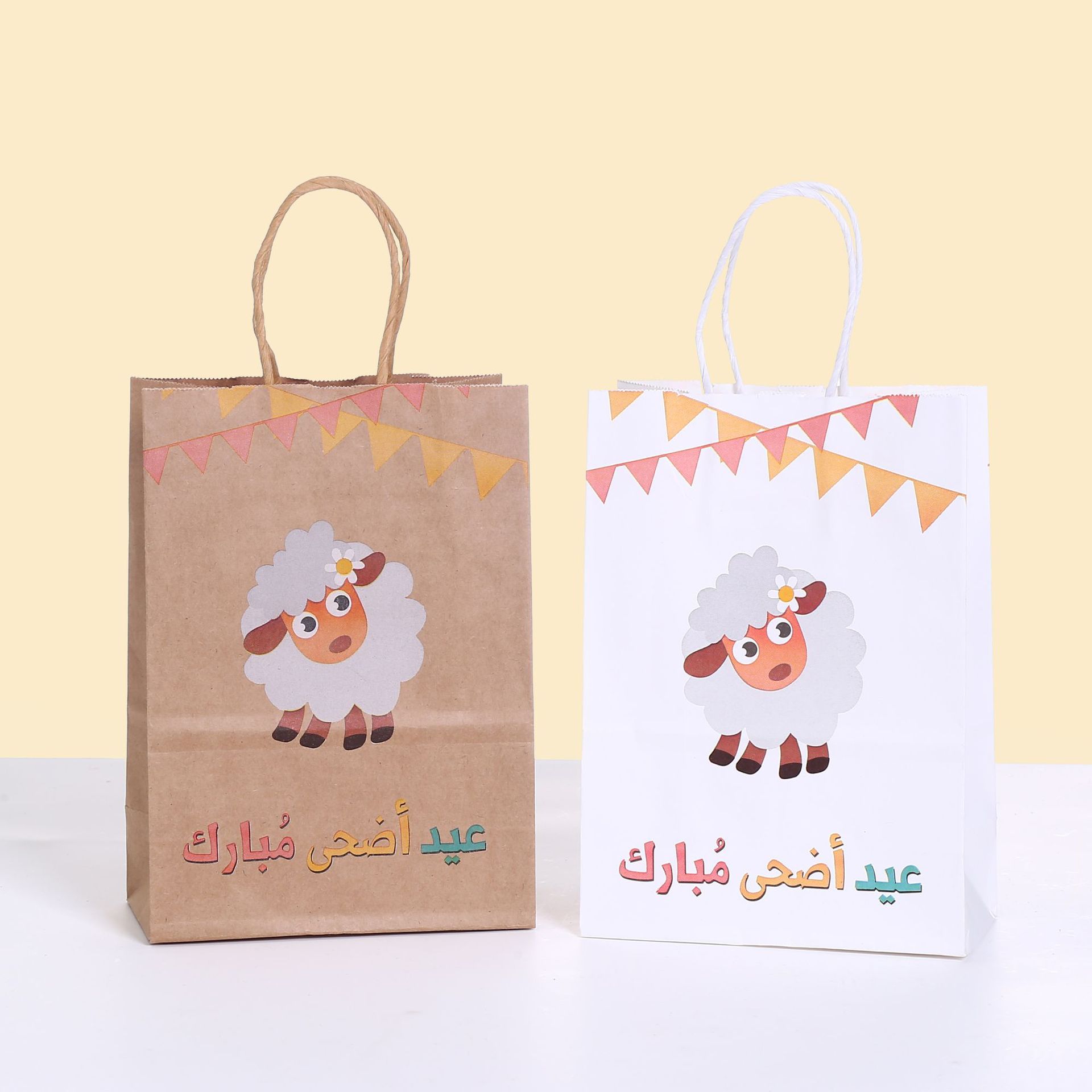 小羊肖恩系列袋子礼品包装手提袋创意牛皮纸袋超市购物袋现货Q