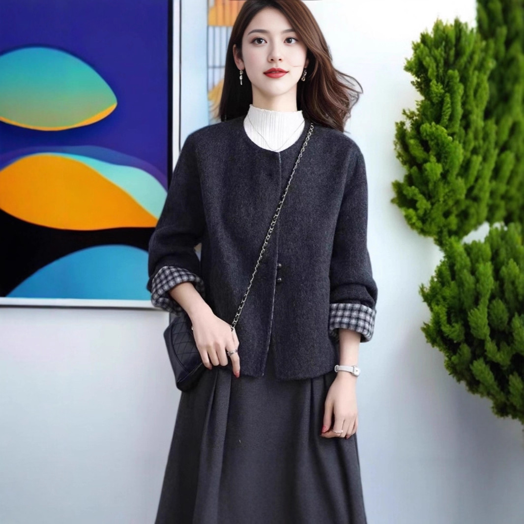 2025新款绝美时尚格子宽松休闲显瘦短款毛呢外套羊毛大衣女双面羊