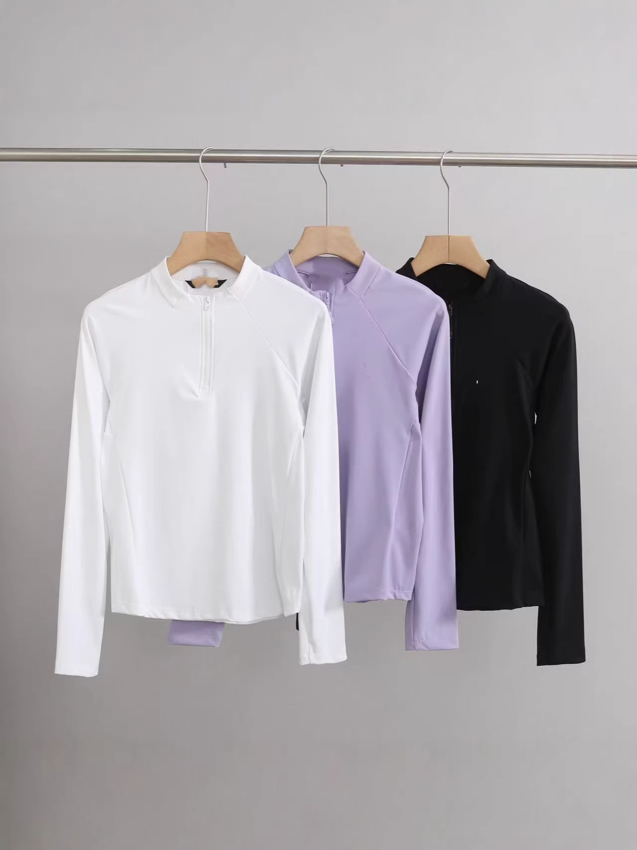 Autumn base long-sleeve solar-powered with zipper, with a zipper