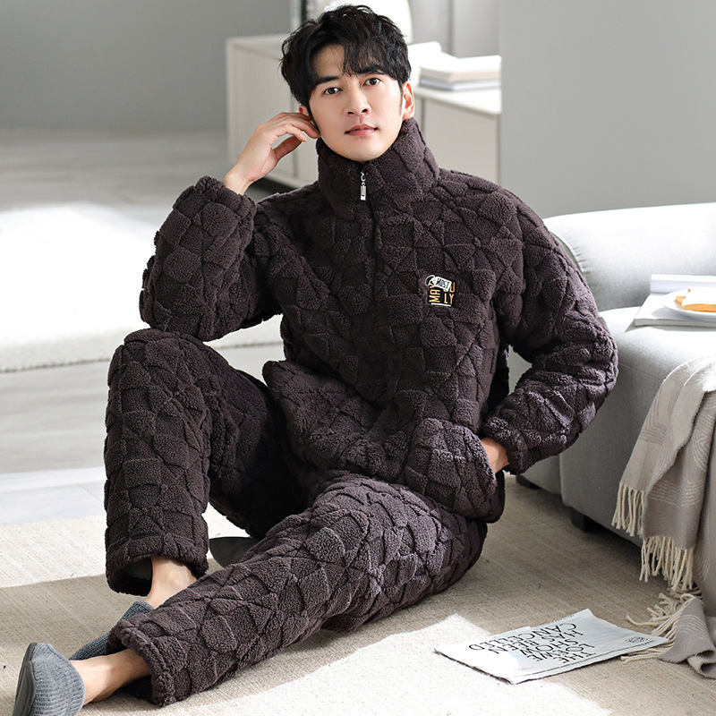 Pijama de hombre invierno de lana de coral tres capas de algodón intercalado grueso y chaqueta de lana de algodón calentamiento conjunto de ropa para el hogar de franela