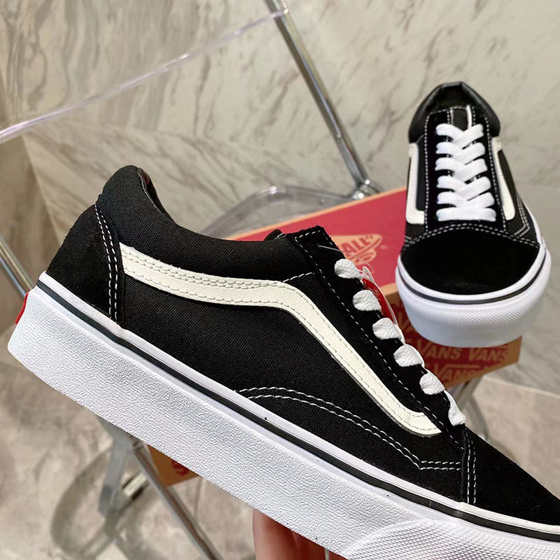 WS Vance classic low top black and white...
