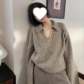 灰色亮片v领翻领毛衣深秋初冬穿搭慵懒感好看宽松针织衫女