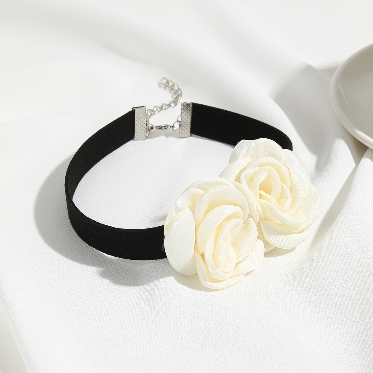 hot selling ghost flower necklace rose chocker fabric flower lace necklace flower necklace_voghion.com
