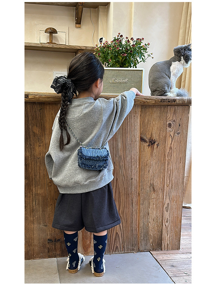 Daily, Shopping Occasion Kid'S Small Denim Solid Color Classic Style Streetwear Square Flip Cover Crossbody Bag