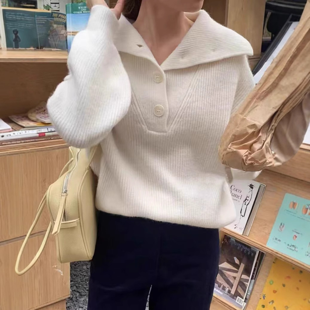 Suéter de moda de estilo suave popular de este año para mujer 2025 otoño e invierno nuevo top de reducción de edad súper atractivo image 1