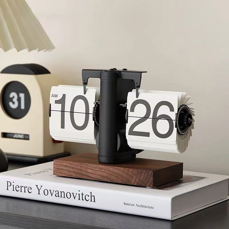 Creative Personalized Mechanical Retro Automatic Page Turning Clock Simple Digital Desk Clock Living Room Ornaments Clock