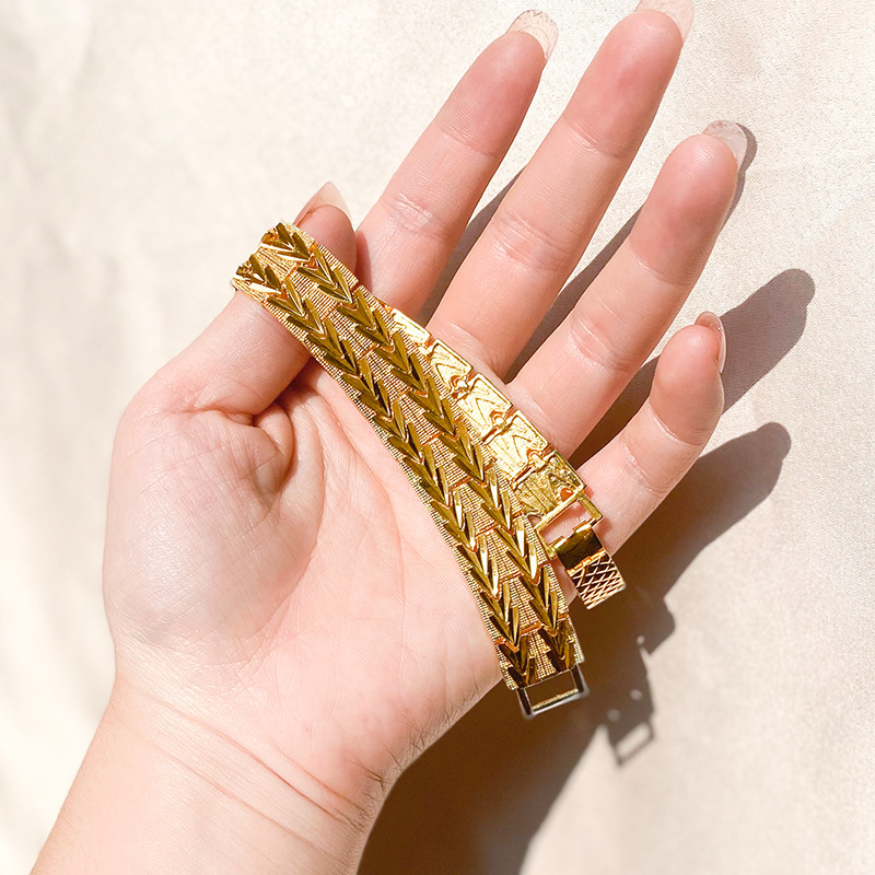 Nuevo Vietnam oro coche flor tanque cadena hombres y mujeres pulsera todo partido estilo chino imitación oro amplia sala de estar caliente