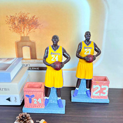 創意多款球星擺件筆筒 球星卡通人物籃球擺件筆筒創意裝飾擺件
