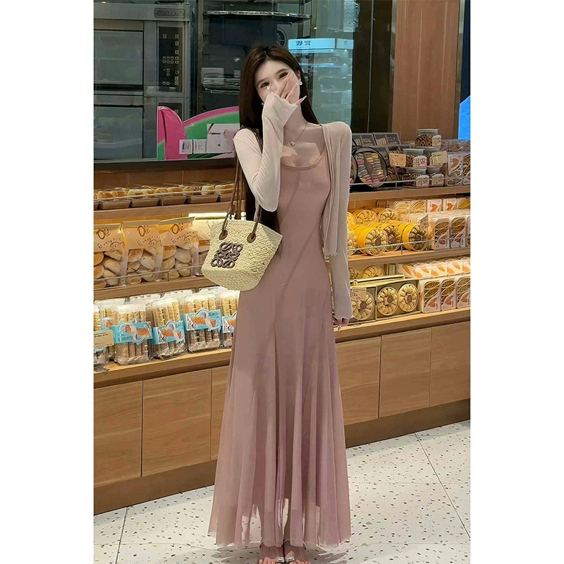 Минималистичный стиль: женское платье-камисоль с кардиганом для зрелых женщин, новый весенний наряд 2025, французский элитный комплект