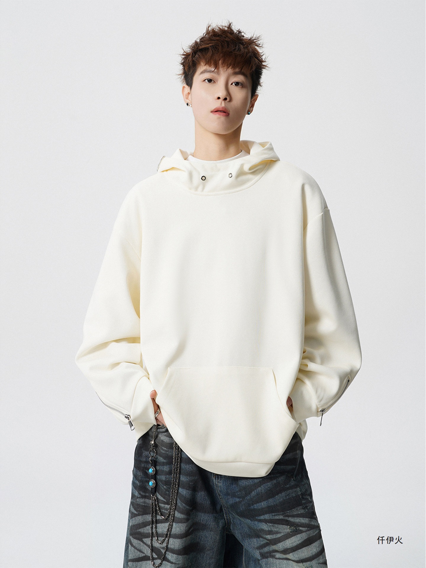 VE jacket with American design, niche ring buckle, plus size, autumn style, oversized hoodie, men's half-high collar sweatshirt
