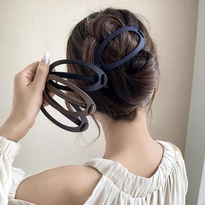 Versatile Large-Sized Hairpin for Women with a Simple Solid Color Twist Hairpin for the Back of the Head