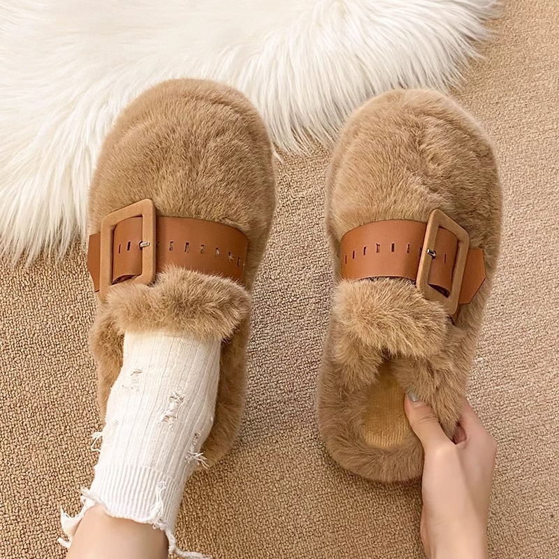 Zapatillas de pelo rojo de Internet explosivas mujeres otoño e invierno 2024 nuevo fondo blando moda Fondo grueso para mantener el calor en casa Baotou Cotton Tower