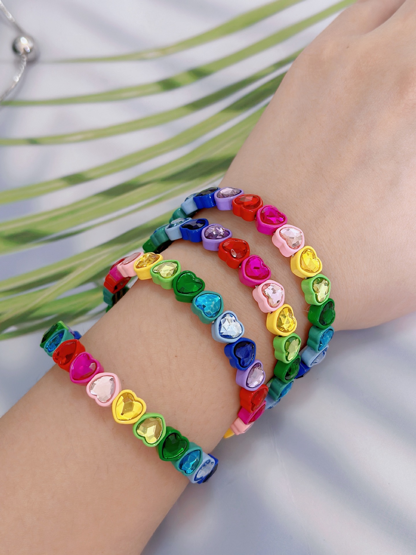 Zinc Alloy Chain Material 1 Piece Quantity Holiday, Daily, Street Occasion Sweet Heart Shape Rhinestones Alloy Wholesale Bracelets