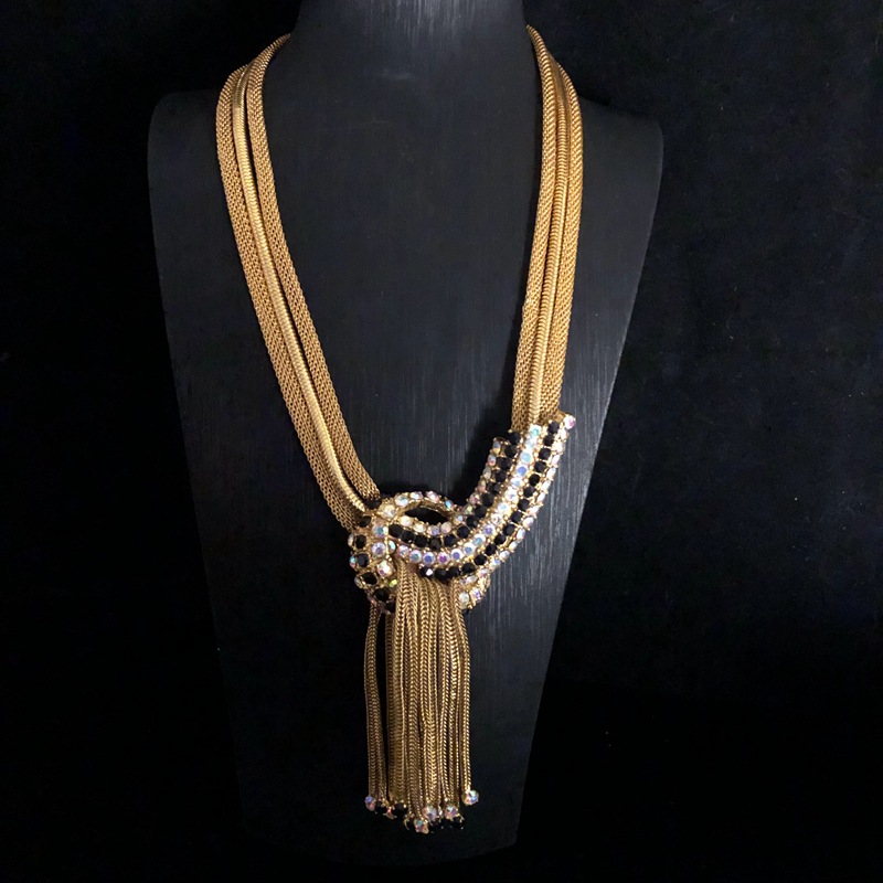 Stylish Vintage Necklace Earrings Set Multi-strand Chain Trimmed with Diamonds Knotted Tassel Sweater Chain Stud Earrings_voghion.com