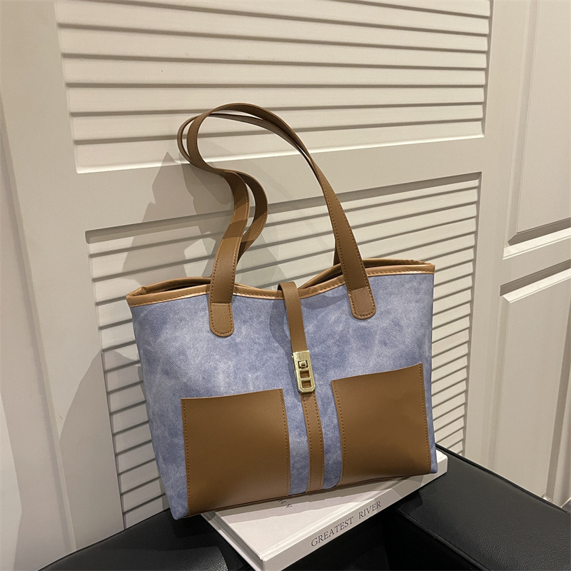 Retro Large-Capacity Commuter Shoulder Fashion Handbag 2026 New Casual Color-Blocking Stylish Women's Underarm Tote Bag Retro Large-Capacity Commuter Shoulder Fashion Handbag 2026 New Casual Color-Blocking Stylish Women's Underarm Tote Bag