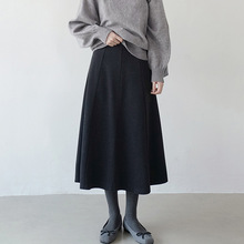 毛呢半身裙女2025秋冬新款高腰垂感a字伞裙中长慵懒风山本糯米裙