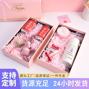 �߼��з�ɫ�Y��н̎����ڼt��ˮ�YƷ�РC�����հ��ֶY���b�����l