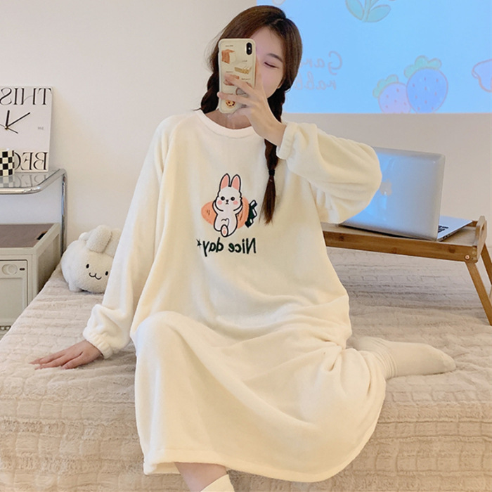 Pijamas de mujeres otoño invierno de franela lindo dibujo animado 2023 nuevo coral de lana gruesa falda cálida ropa para el hogar