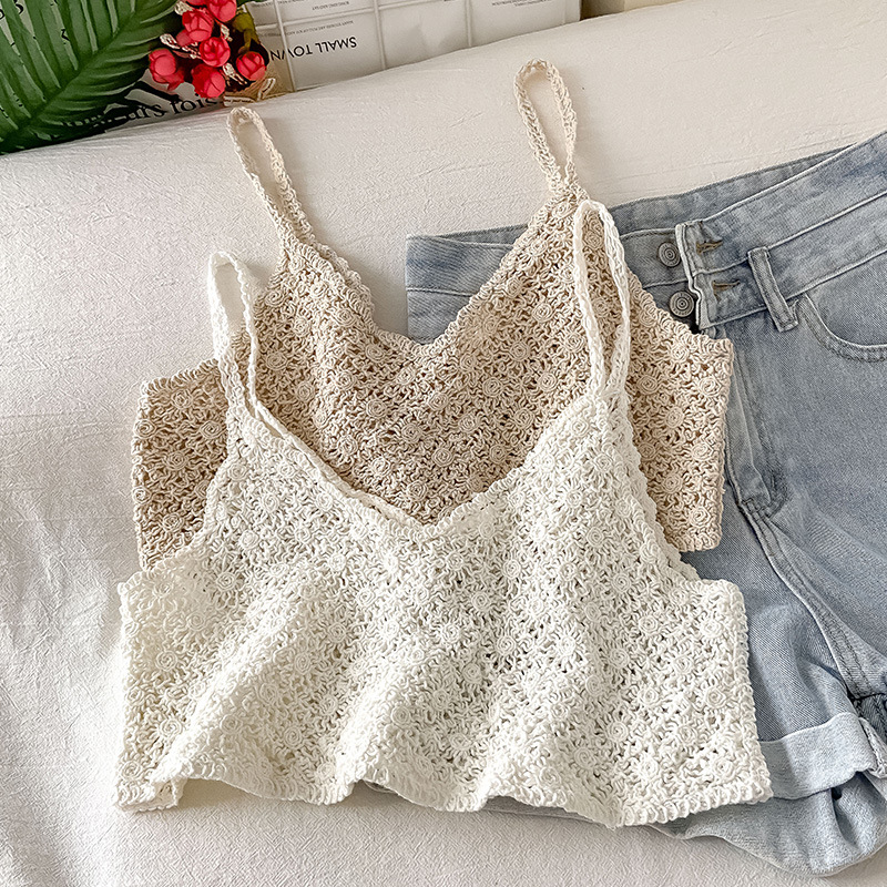 Knitted design vest sleevless